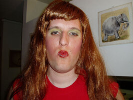 ugly-cross-dresser-tranny-photos.jpg